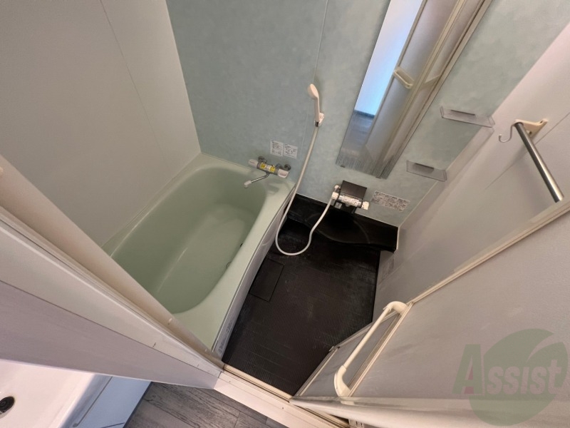 バス・シャワールーム　お風呂です。ゆっくりお風呂につかるのも体に良いですね～