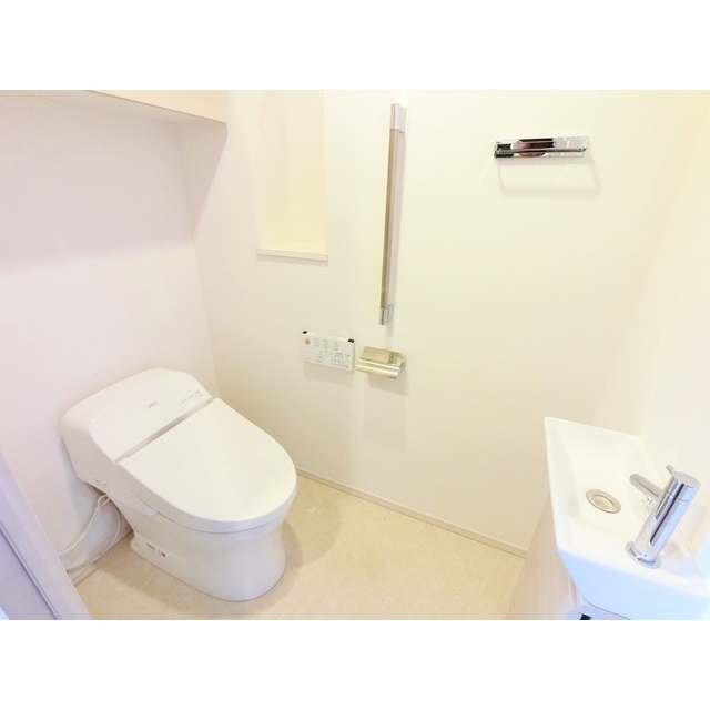 トイレ　参考写真