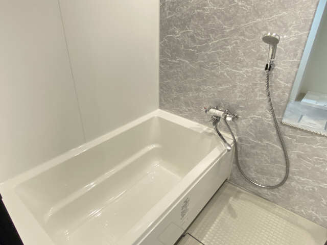 バス・シャワールーム　同型タイプ