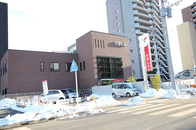 銀行　多摩信用金庫豊田支店（銀行）まで82m