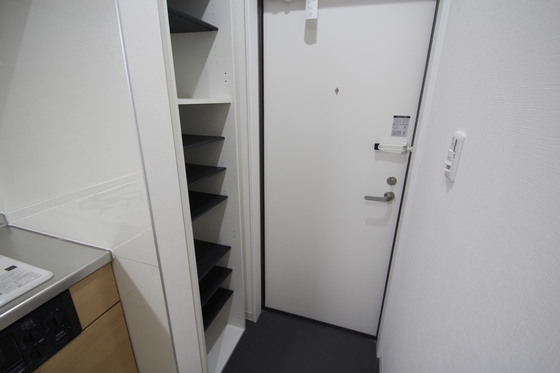 玄関　※別部屋の写真です