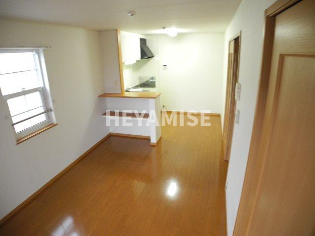 居室・リビング　※別号室の室内写真となります※