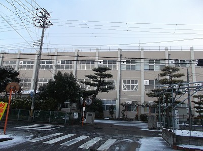 高校・高専　黒埼中学校（高校・高専）まで500m