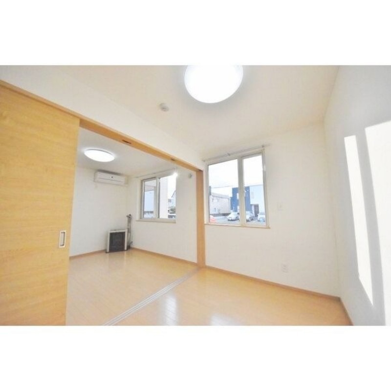 その他部屋・スペース　明るい洋室♪