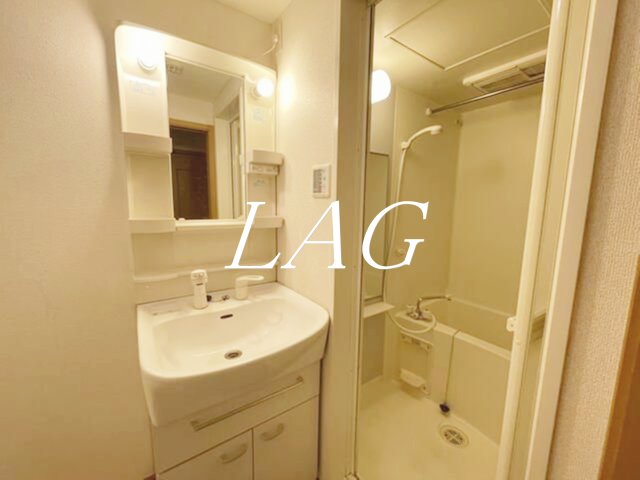 洗面設備　洗面台です。