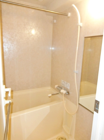 バス・シャワールーム　浴室