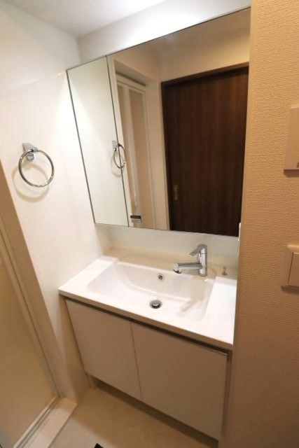 洗面設備　洗髪洗面化粧台