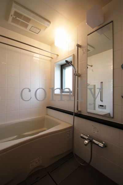 バス・シャワールーム　追炊き・浴室乾燥機付きバス