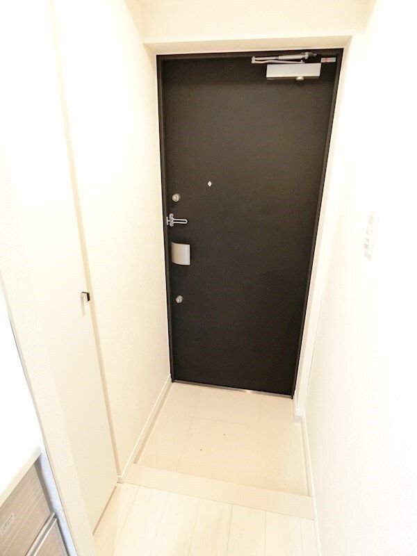 玄関　同物件別部屋参考写真です。