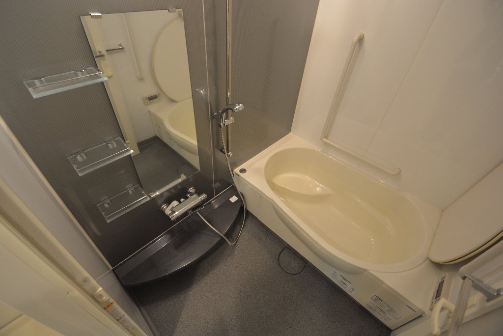 バス・シャワールーム　追炊き