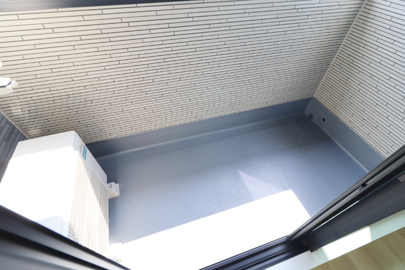 バルコニー　図面と現状に相違がある場合には現状を優先