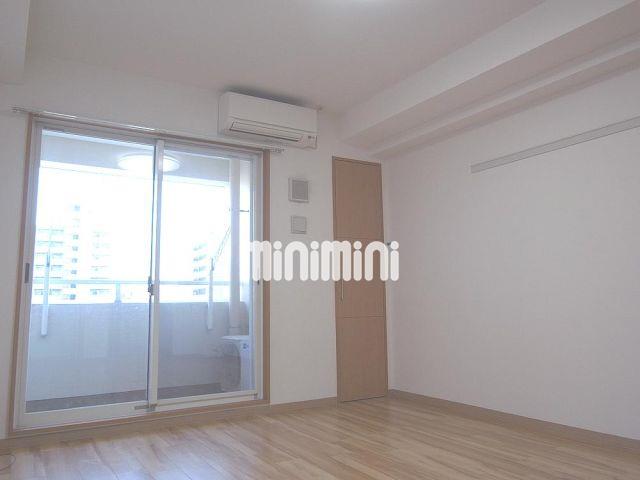 居室・リビング　フローリング貼りの住み心地良いお部屋です