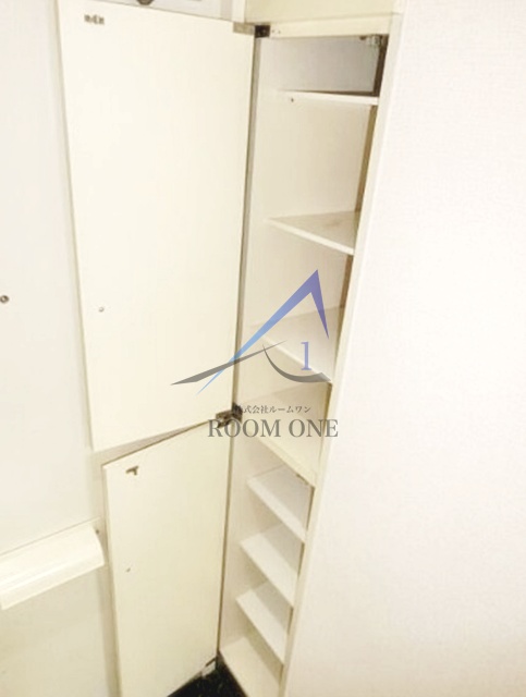 収納　シューズボックスです。