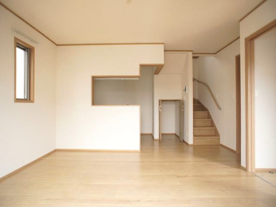 居室・リビング　快適に過ごせるエアコンが付いています♪