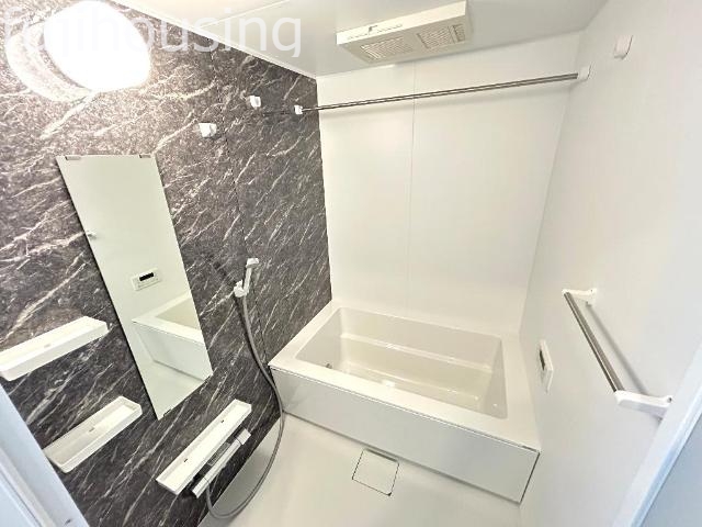 バス・シャワールーム　バス（イメージ）