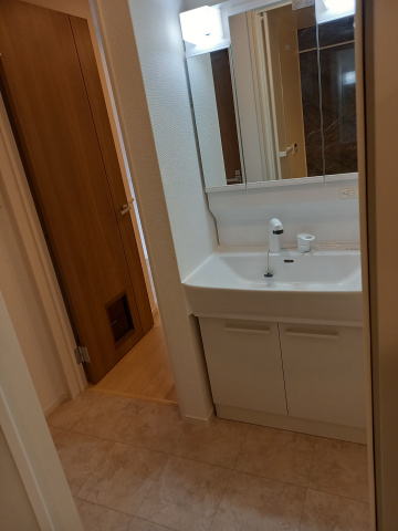 洗面設備　同仕様