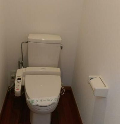 トイレ　清潔感のあるトイレです