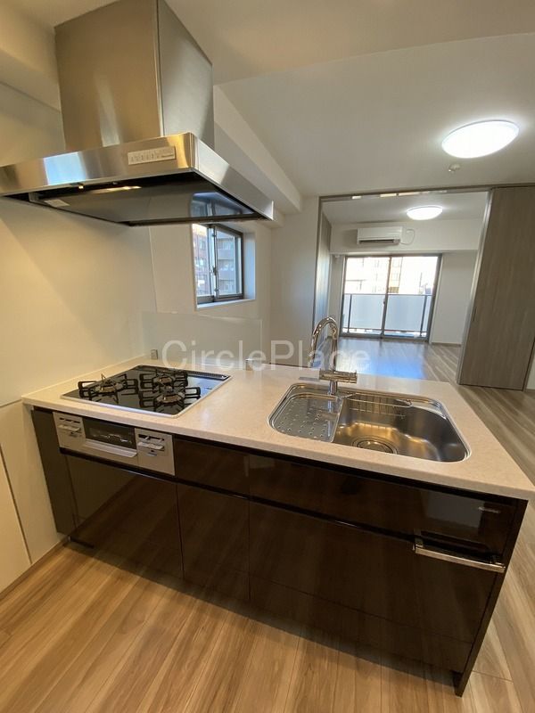 キッチン　3口ガスシステムキッチン