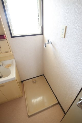 その他設備　室内洗濯機置場