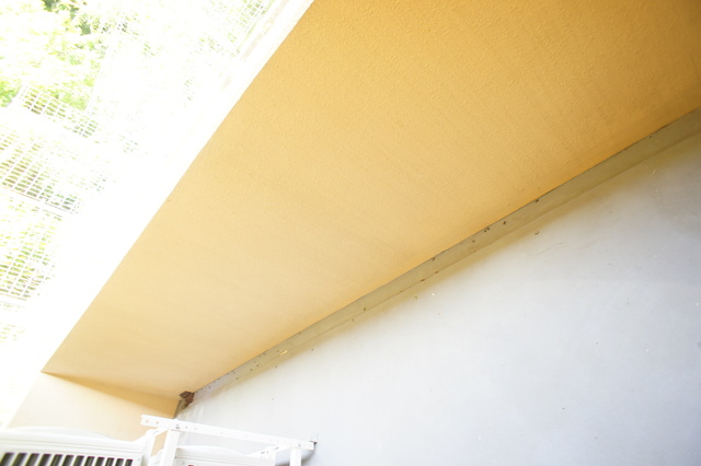 バルコニー　バルコニー付！お天気のいい日は洗濯物も気持ちよく干せますね！