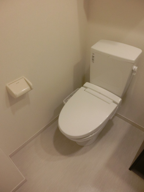 トイレ　シャワートイレ完備