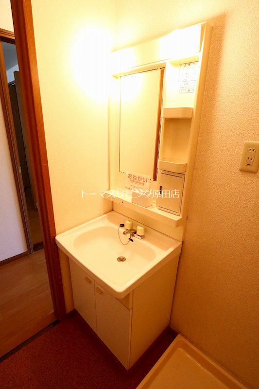 洗面設備　103号室写真