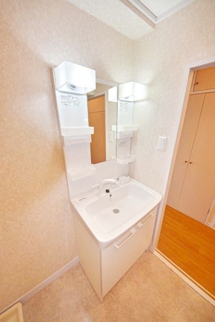 洗面設備　★同物件参考写真・反転タイプ★