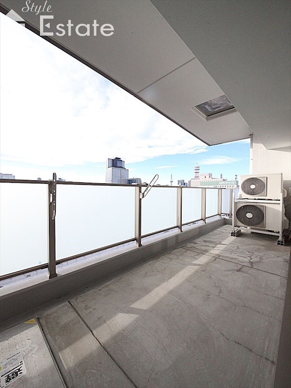 バルコニー　バルコニー