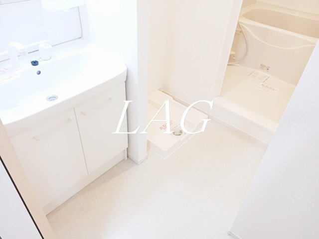 洗面設備　洗面台です。