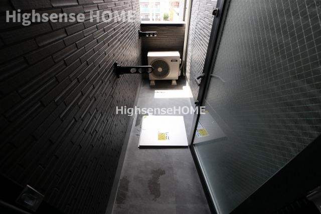 バルコニー　お洗濯にも便利なバルコニー付き