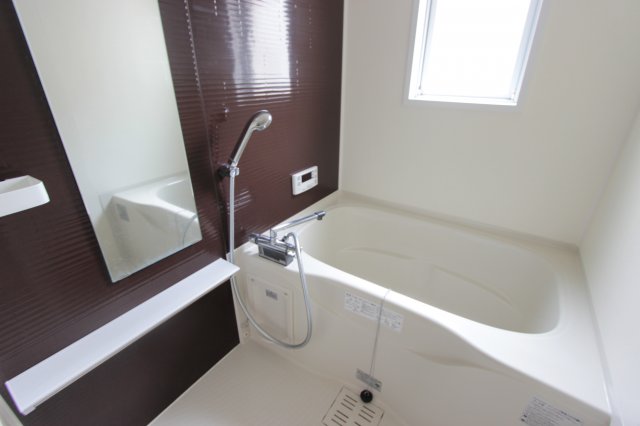 バス・シャワールーム　写真はイメージです。色仕様は現況優先になります。