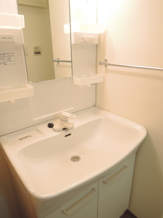 洗面設備　【女性のお一人暮らしでも安心のセキュリティ♪】