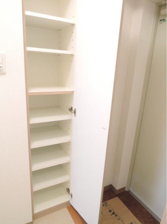 玄関　【女性のお一人暮らしでも安心のセキュリティ♪】