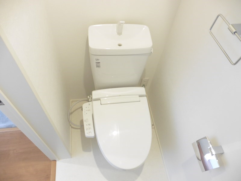 トイレ　別部屋参考写真