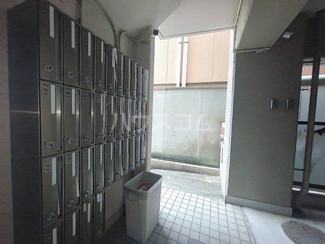 ロビー