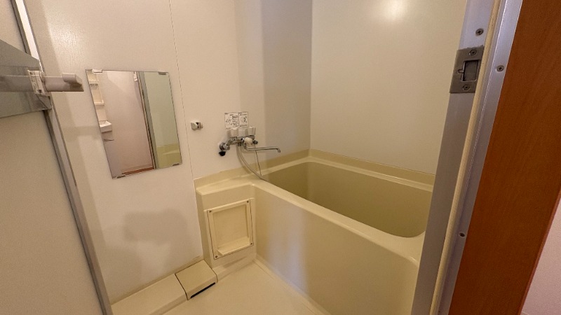バス・シャワールーム　バスルーム