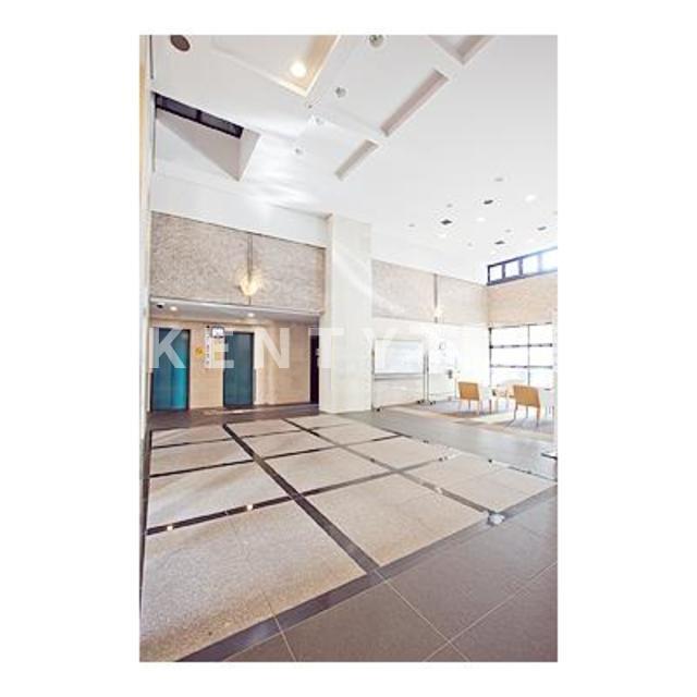 ロビー　ゆとりのあるロビーです