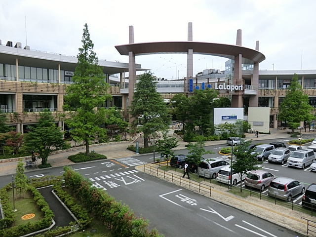 ショッピングセンター　ららぽーと横浜（ショッピングセンター）まで770m