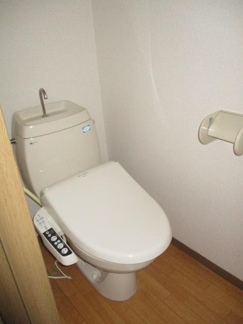 トイレ　ウォシュレット付きのトイレ