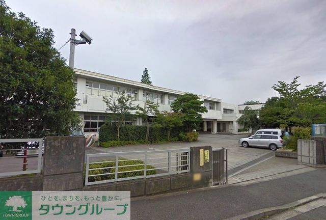 中学校　横浜市立市ケ尾中学校（中学校）まで790m