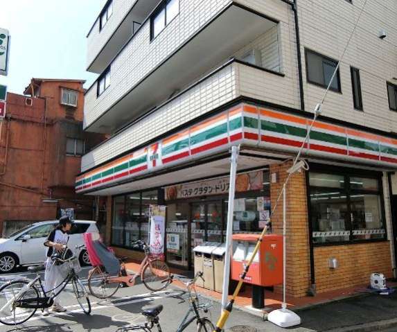 コンビニ　セブンイレブン（コンビニ）まで474m