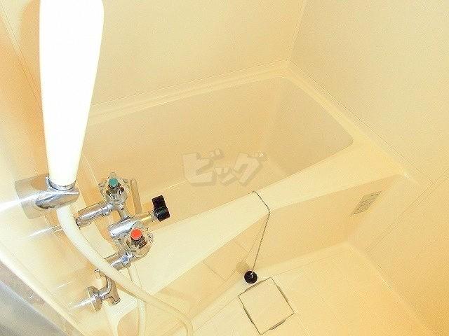 バス・シャワールーム　きれいなお風呂で快適バスタイム♪