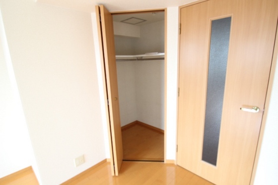収納　※別部屋の写真です