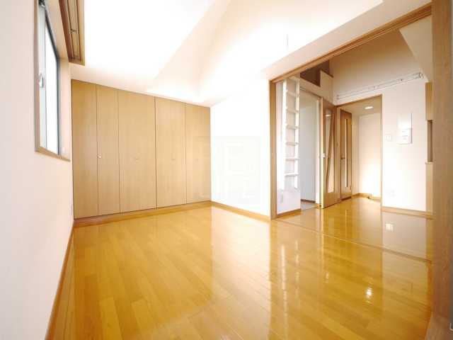 居室・リビング　四ツ谷HOUSE