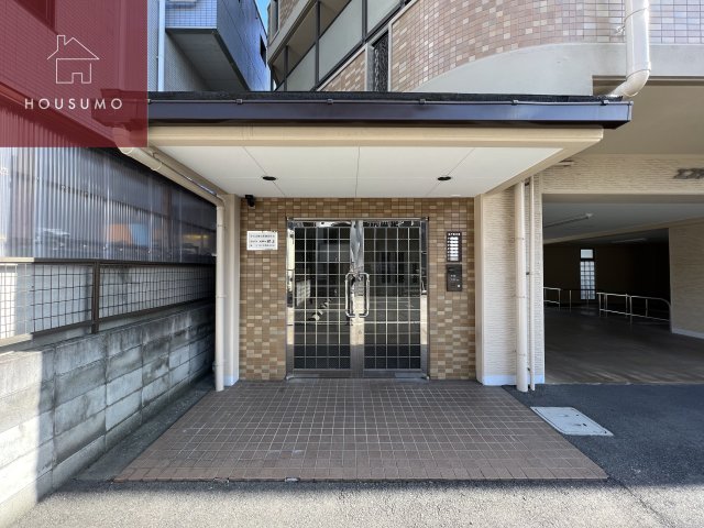 エントランス　毎日通るエントランスはこのようになっています