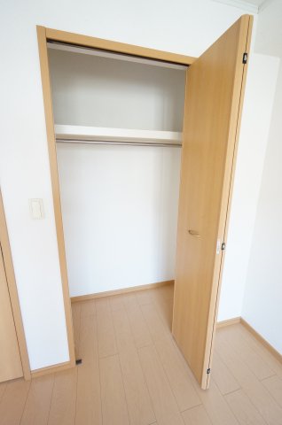 収納　※反転タイプの写真です。