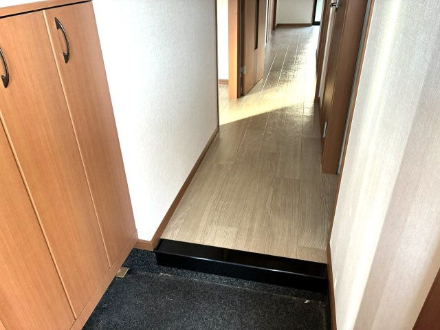 ガーデンヒルズNAKAYAMA壱番館の玄関写真
