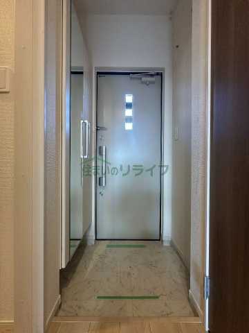 玄関　反転タイプ・別部屋参考写真
