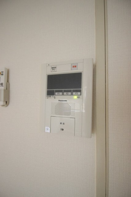 セキュリティ　同物件別号室の写真です。
