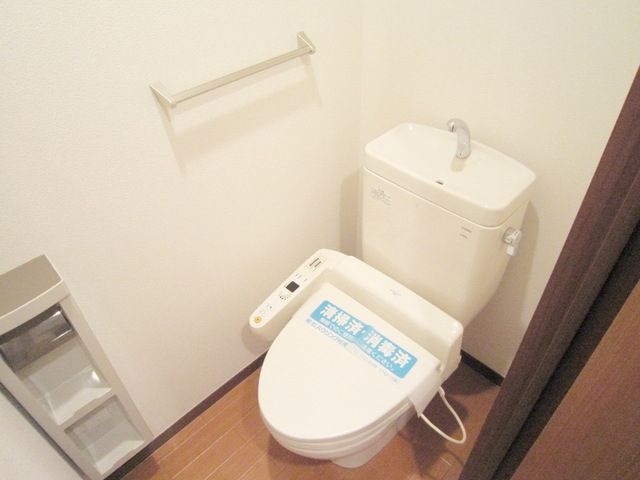 トイレ　★ウォシュレット★